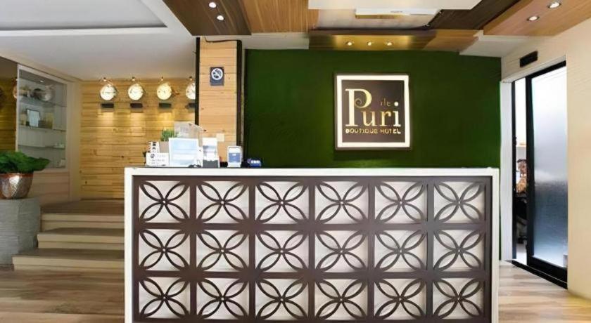 Life Puri Hotel Surabaya Gubeng Exteriör bild
