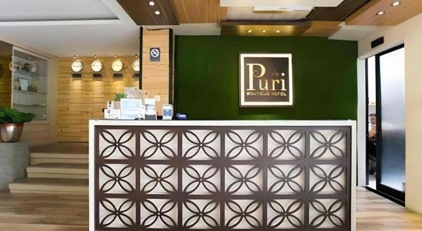 Life Puri Hotel Surabaya Gubeng Exteriör bild